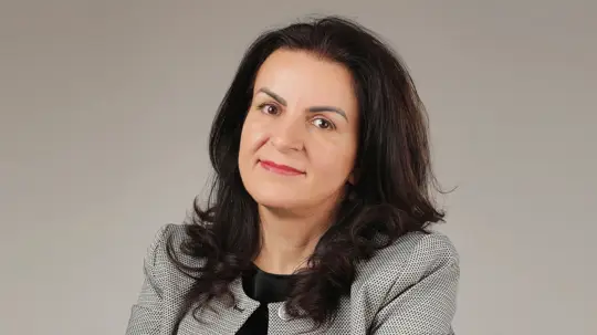 Camelia Maria